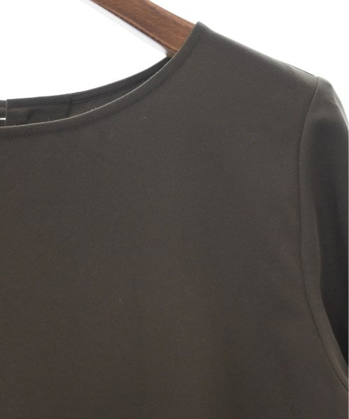 ROSSO เสื้อสตรี