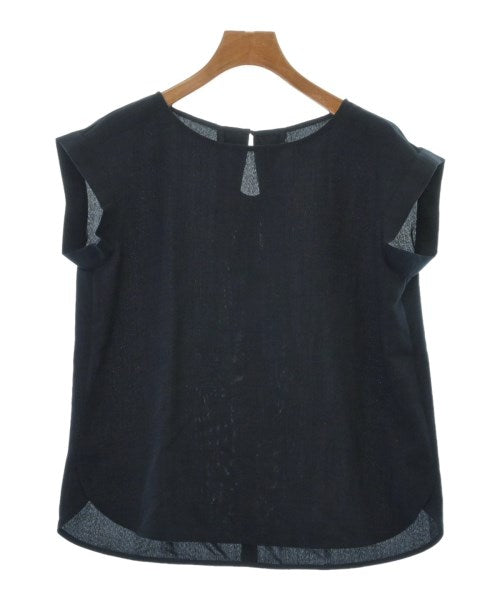 ROSSO เสื้อสตรี