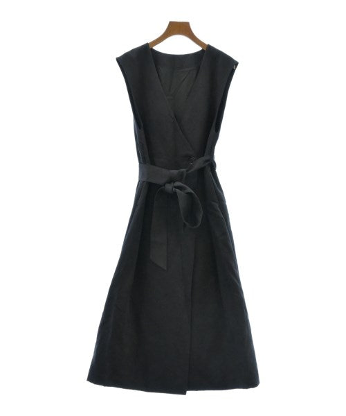 ROSSO ชุดเดรส