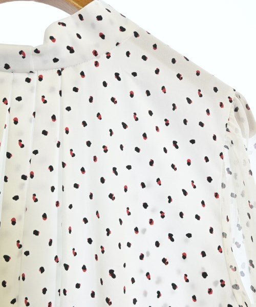 ROSSO เสื้อสตรี