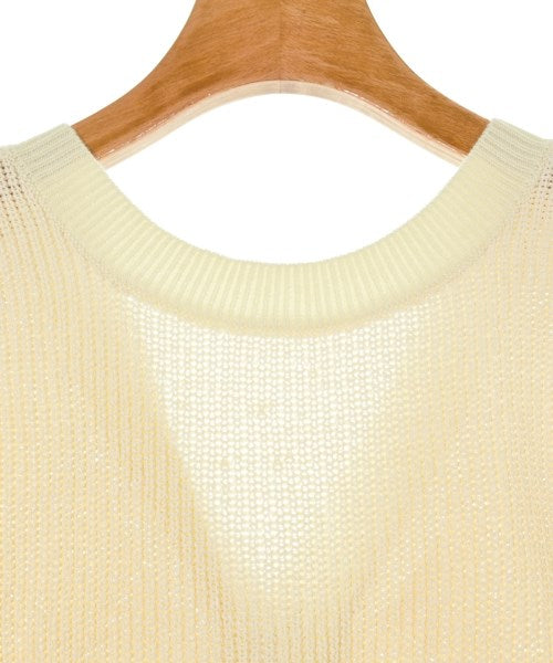 ROSSO เสื้อกั๊ก