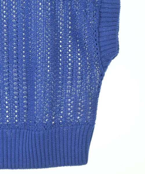 ROSSO เสื้อกั๊ก