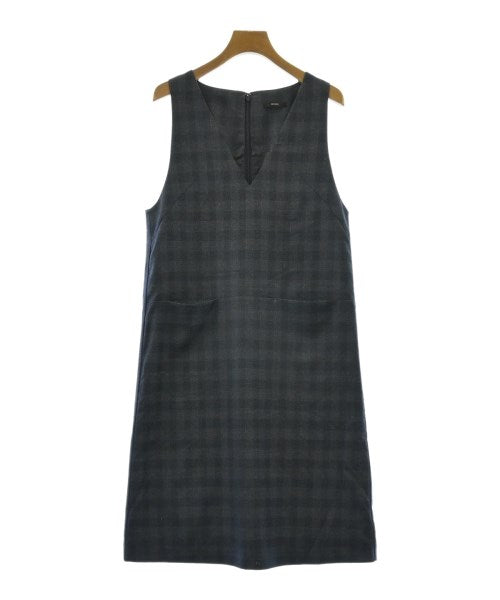 ROSSO ชุดเดรส