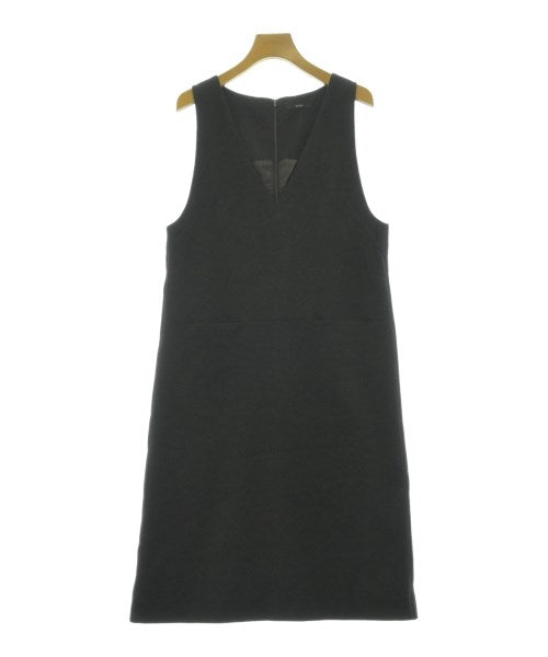 ROSSO ชุดเดรส