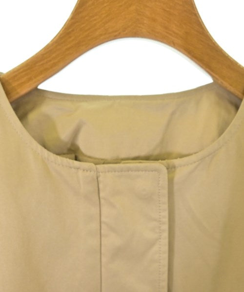 ROSSO แจ็คเก็ตเบลาส์ อื่น