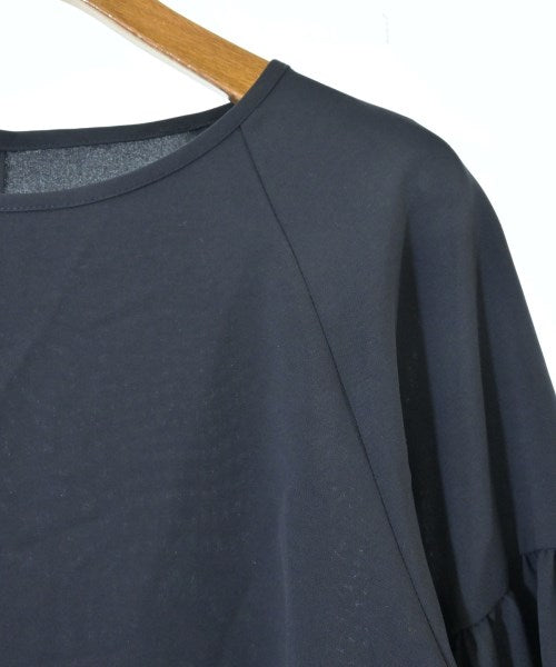 ROSSO เสื้อสตรี