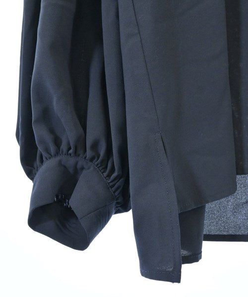 ROSSO เสื้อสตรี