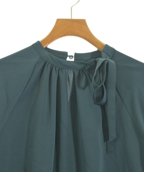 ROSSO เสื้อสตรี