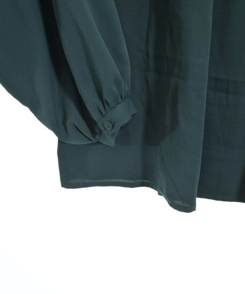 ROSSO เสื้อสตรี