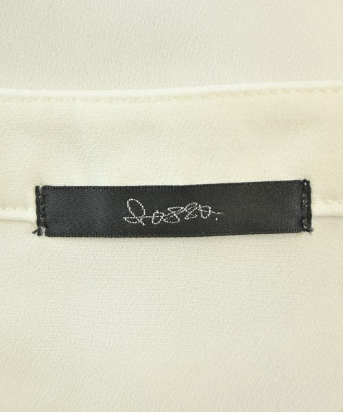 ROSSO เสื้อสตรี