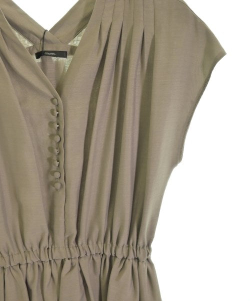 ROSSO ชุดเดรส