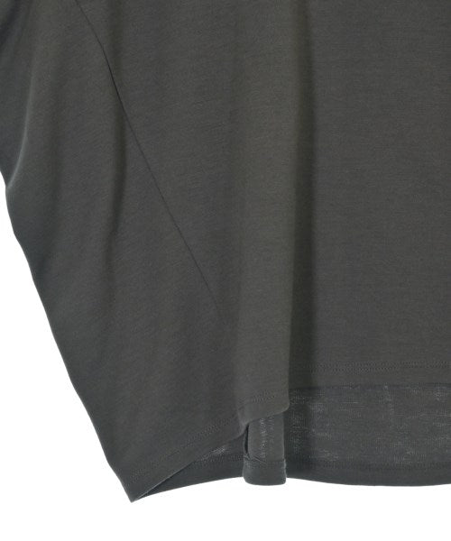 ROSSO เสื้อยืด/เสื้อท็อปส์