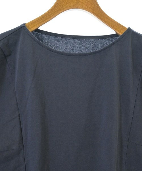 ROSSO เสื้อยืด/เสื้อท็อปส์