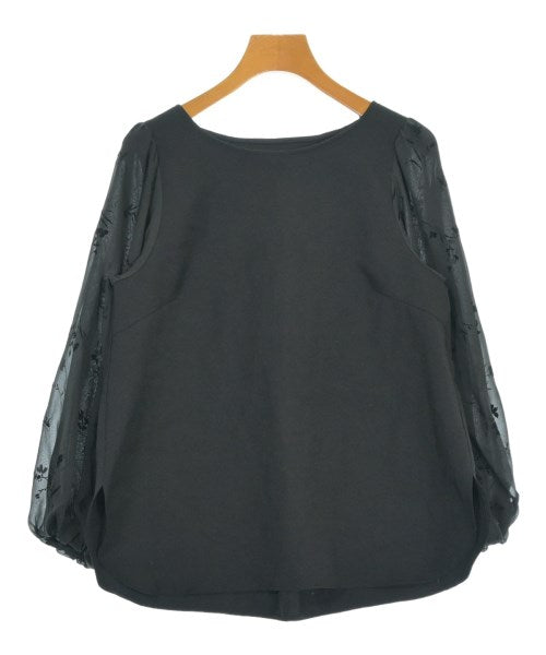 ROSSO เสื้อสตรี