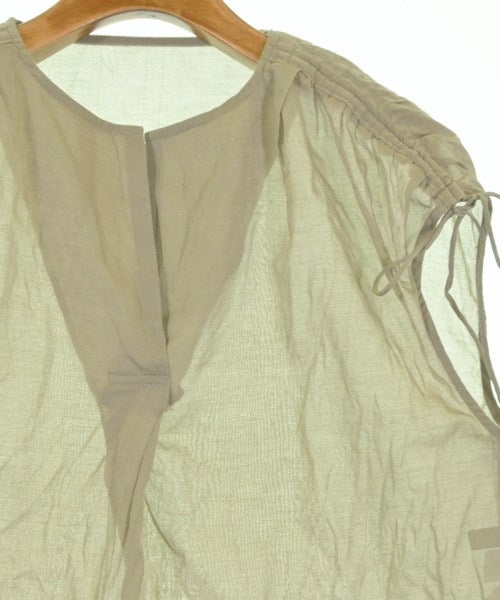 ROSSO เสื้อสตรี