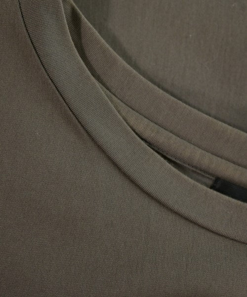 ROSSO เสื้อยืด/เสื้อท็อปส์