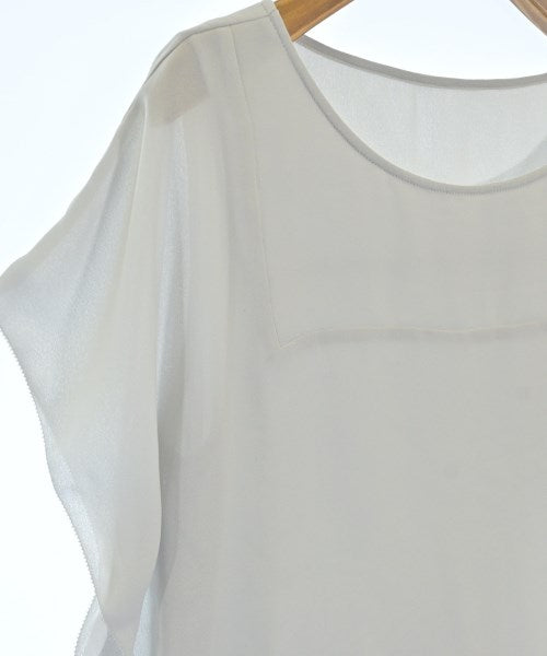ROSSO เสื้อสตรี