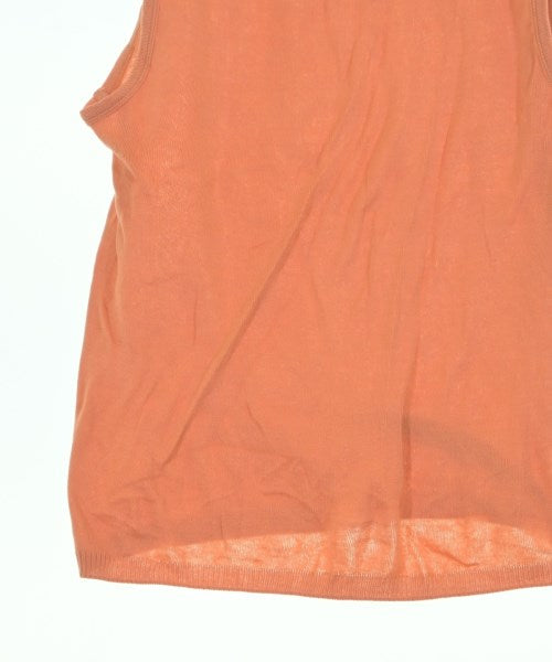 Letroyes เสื้อแขนกุด