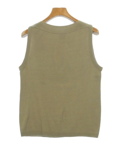 Letroyes เสื้อแขนกุด