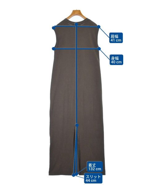 REMI RELIEF ชุดเดรส