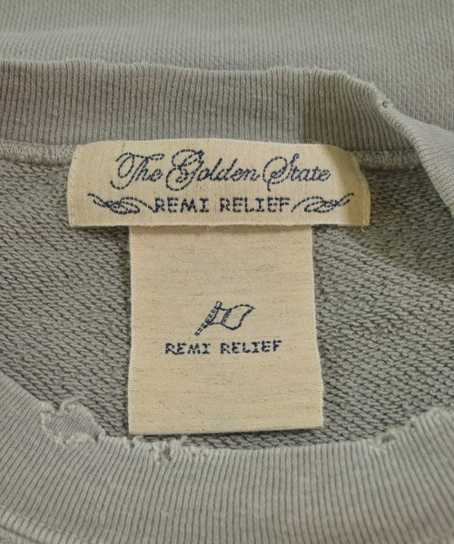 REMI RELIEF เสื้อสเวตเตอร์