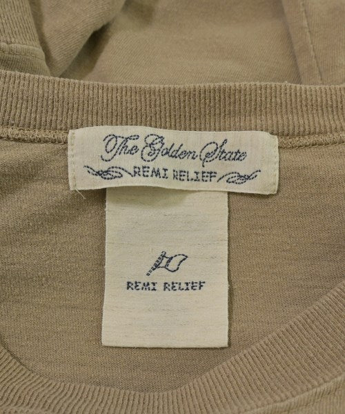 REMI RELIEF เสื้อยืด/เสื้อท็อปส์