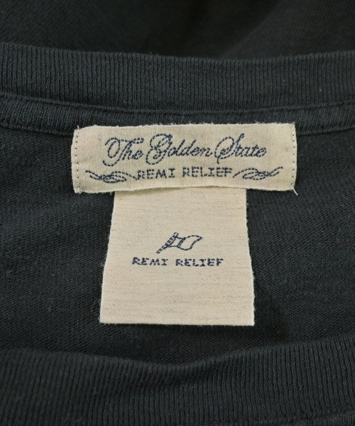 REMI RELIEF เสื้อยืด/เสื้อท็อปส์