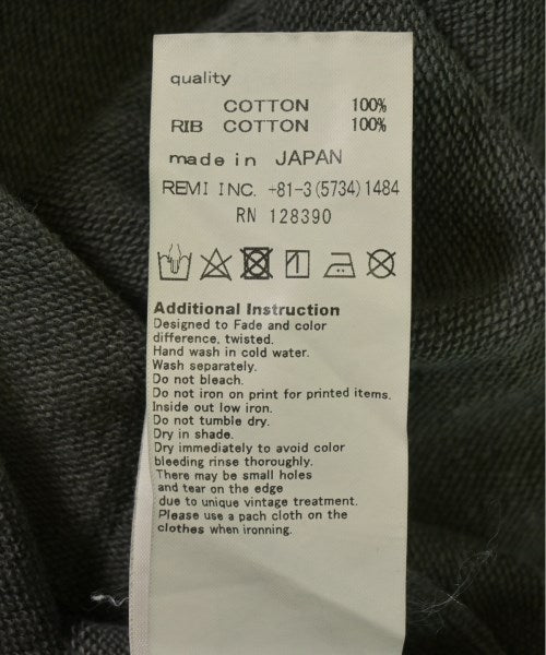 REMI RELIEF เสื้อสเวตเตอร์