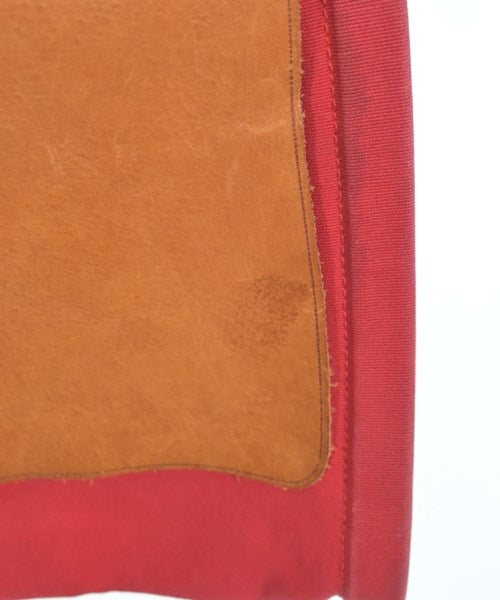 IL BISONTE กระเป๋าสะพาย