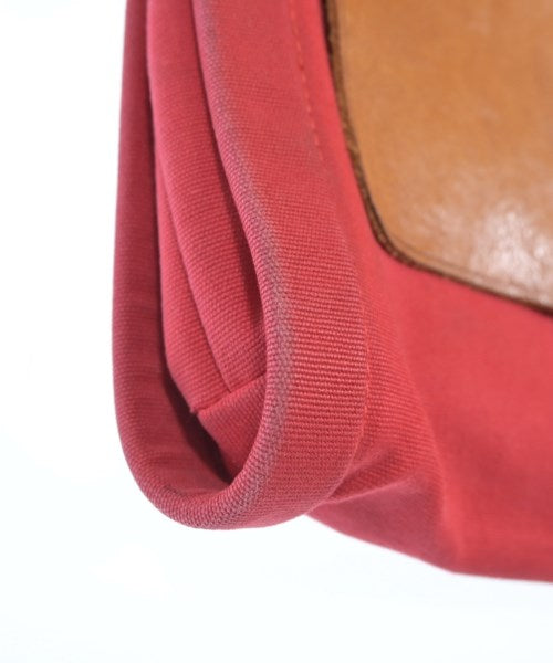 IL BISONTE กระเป๋าสะพาย