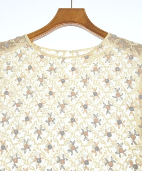 nesessaire เสื้อสตรี