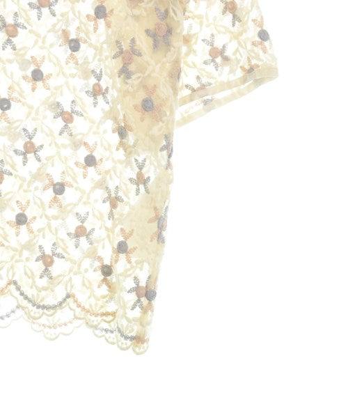 nesessaire เสื้อสตรี