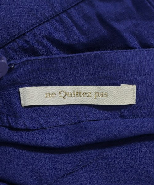 NE QUITTEZ PAS ชุดเดรส