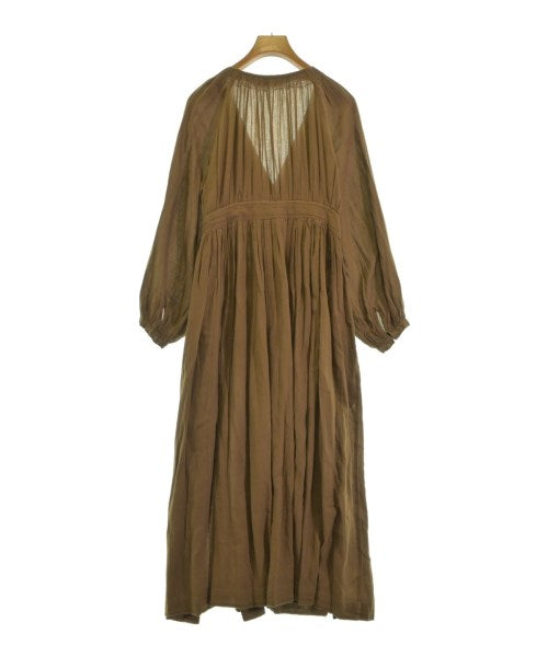 NE QUITTEZ PAS ชุดเดรส