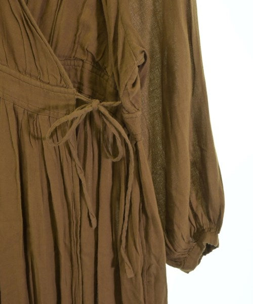 NE QUITTEZ PAS ชุดเดรส