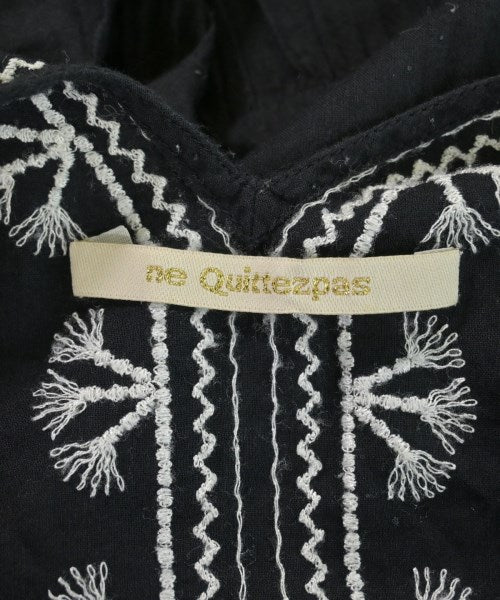NE QUITTEZ PAS ชุดเดรส