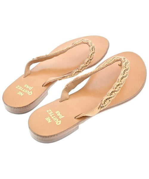 NE QUITTEZ PAS รองเท้าแตะ