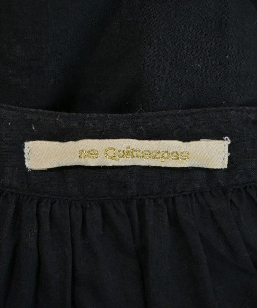 NE QUITTEZ PAS ชุดเดรส