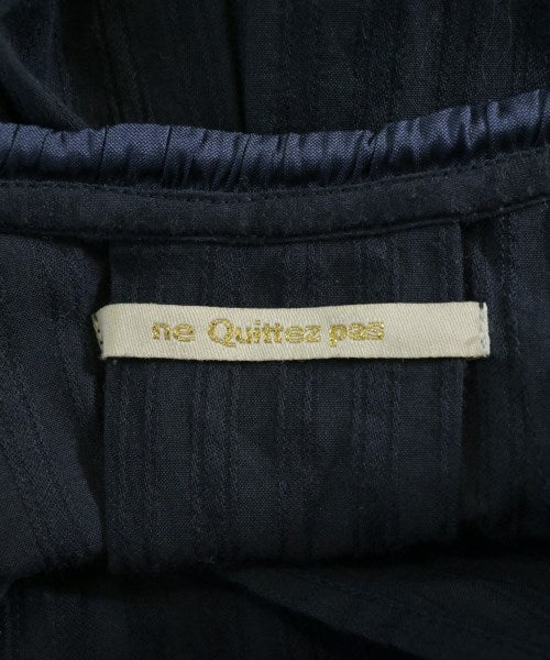 NE QUITTEZ PAS เสื้อสตรี