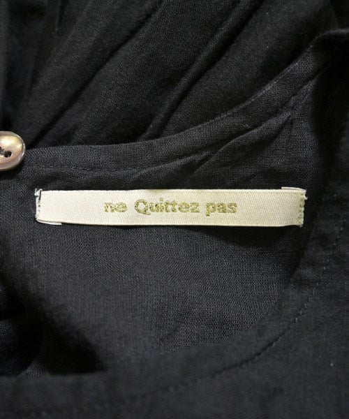 NE QUITTEZ PAS ชุดเดรส