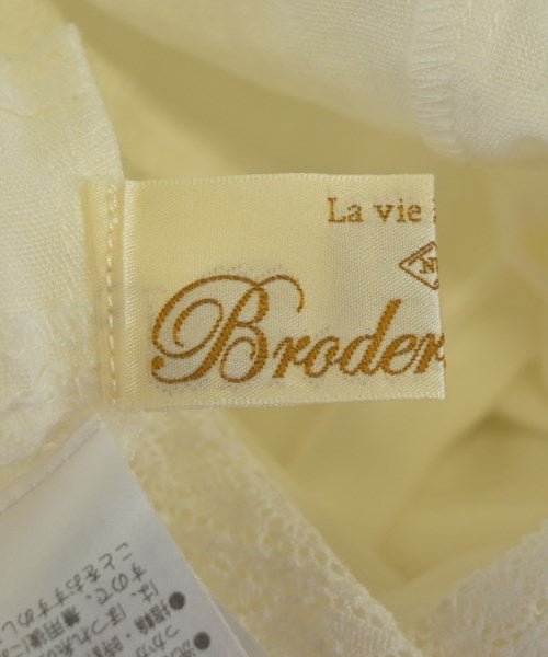 Broderie&Co เสื้อสตรี