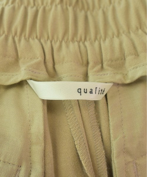 qualite กางเกง อื่น