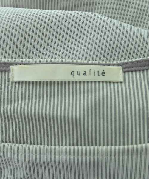 qualite ชุดเดรส