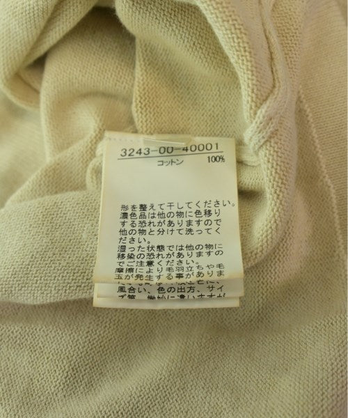 qualite เสื้อแขนกุด