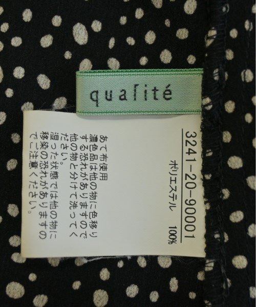 qualite ชุดเดรส