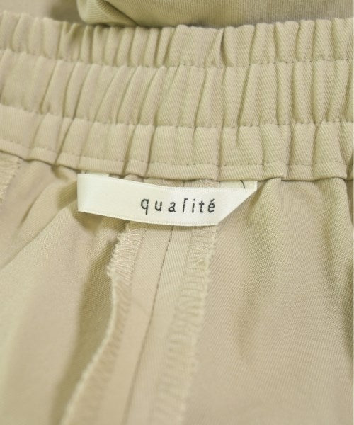 qualite กางเกง อื่น
