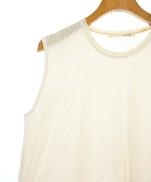 qualite เสื้อกั๊ก