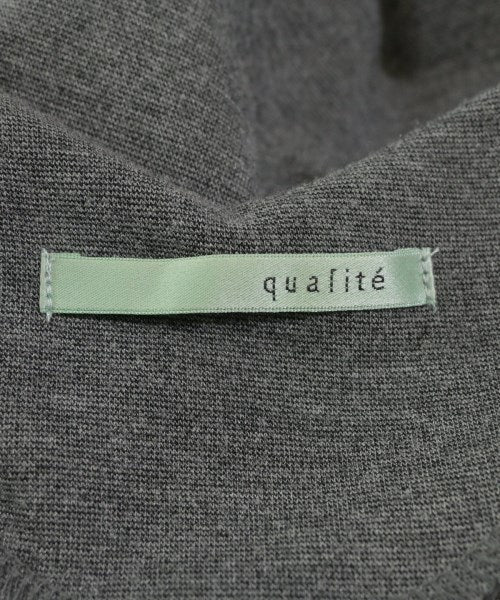 qualite ชุดเดรส