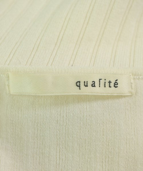 qualite เสื้อกันหนาว