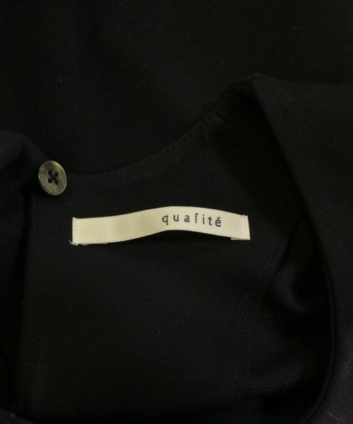 qualite ชุดเดรส